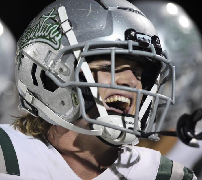 De La Salle 33, San Ramon Valley 27 by Eric Taylor 10-13-2023101320231 (3)